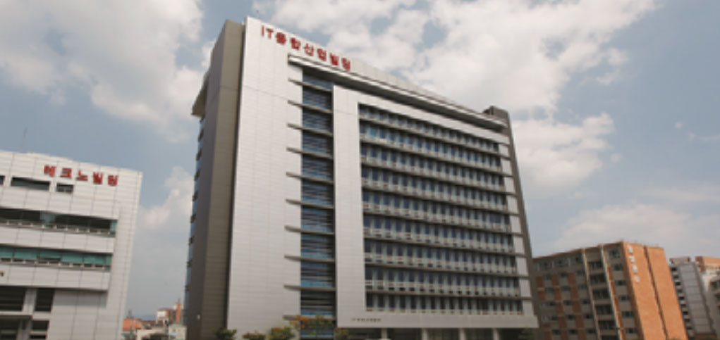 Kyungpook National University Center